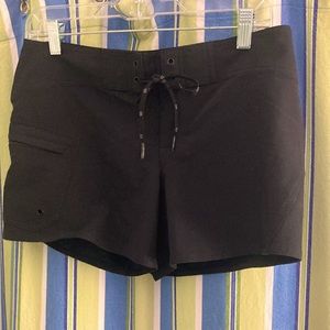 Athleta Women’s Size 4 Board Shorts